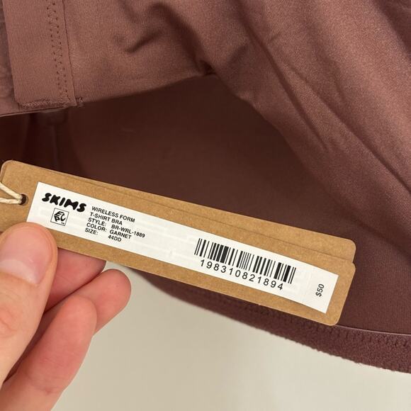 NWT Skims Wireless Form T-Shirt Bra in Garnet - Size 44DD - Picture 3 of 6